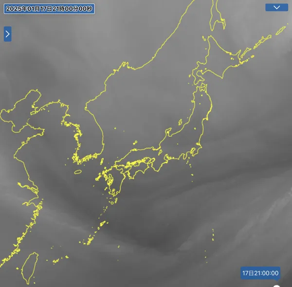 2025年1月17日21時の日本周辺の衛星水蒸気画像