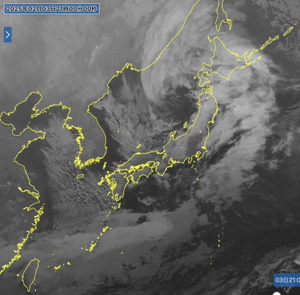 2025年2月3日の日本周辺の衛星画像（21時）