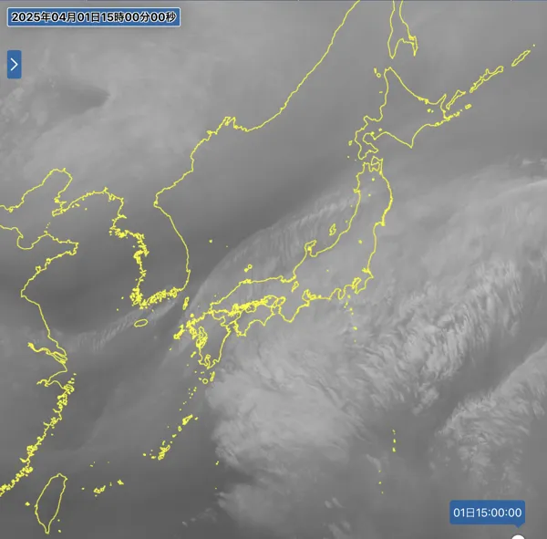 2025年4月1日15時の日本周辺の衛星水蒸気画像