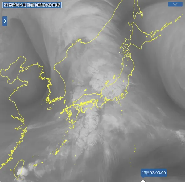 2025年4月13日3時の日本周辺の衛星水蒸気画像