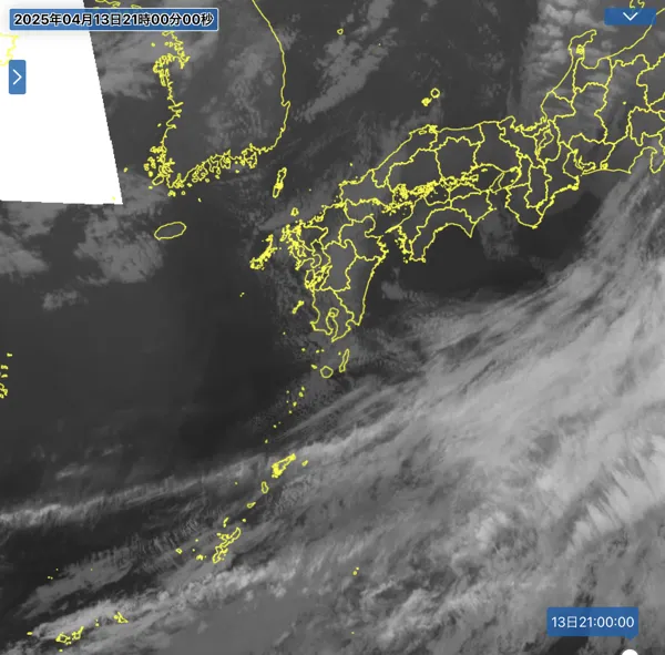 2025年4月13日21時の日本周辺の衛星赤外画像