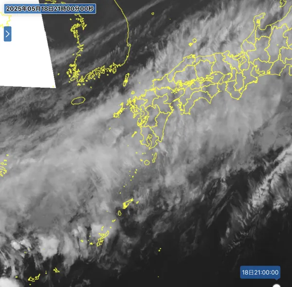 2025年5月18日21時の日本周辺の衛星赤外画像