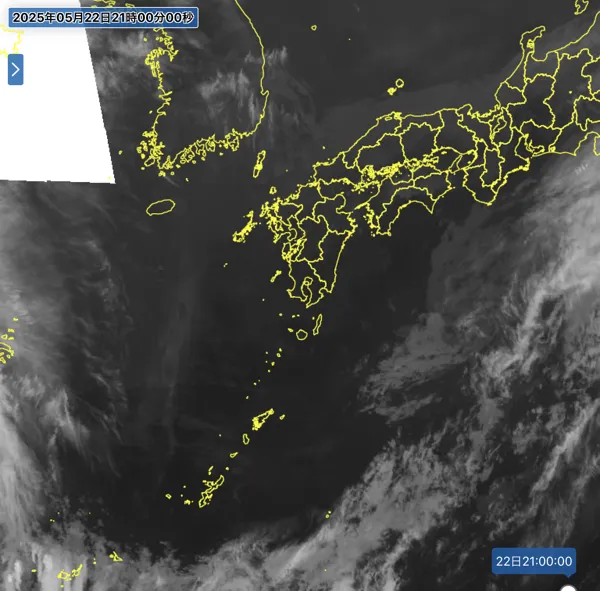 2025年5月22日21時の日本周辺の衛星赤外画像