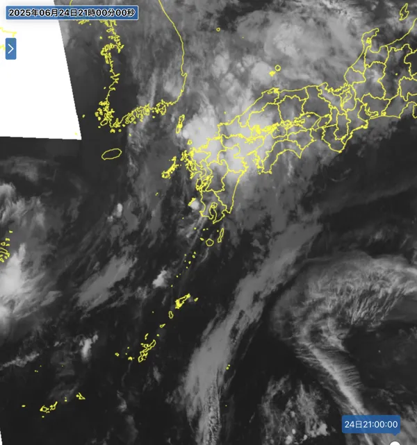 2025年6月24日21時の日本周辺の衛星赤外画像