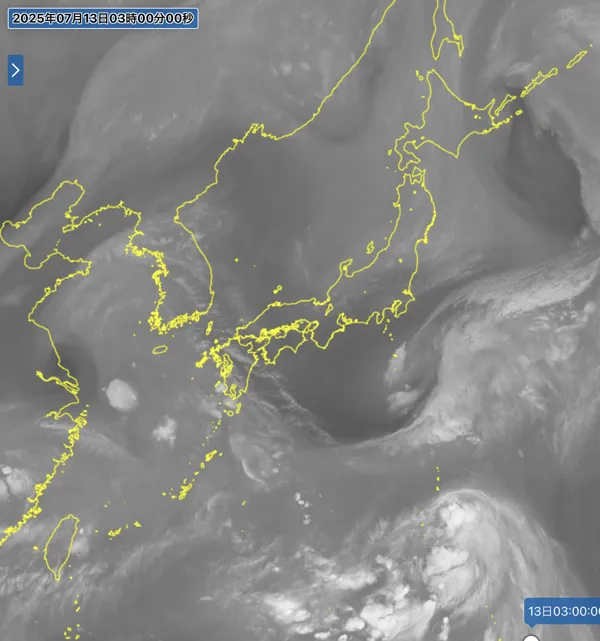 2025年7月13日3時の日本周辺の衛星水蒸気画像