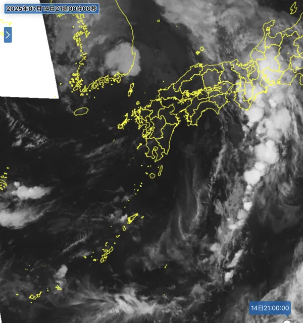 2025年7月14日21時の日本周辺の衛星赤外画像
