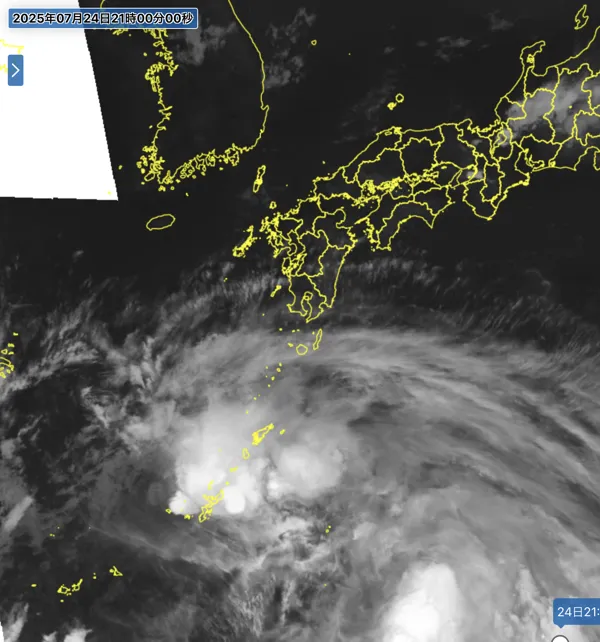 2025年7月24日21時の日本周辺の衛星赤外画像