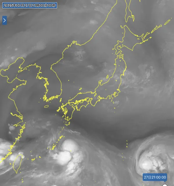 2025年7月27日21時の日本周辺の衛星水蒸気画像