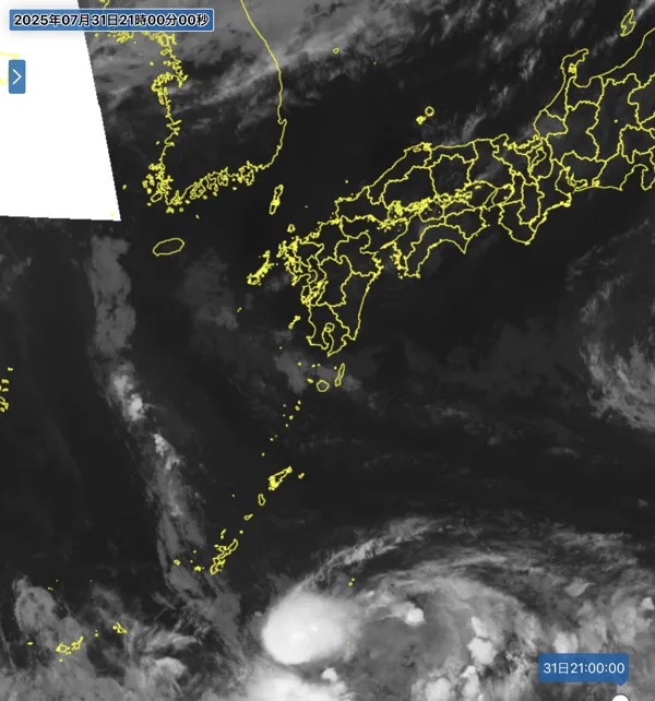 2025年7月31日21時の日本周辺の衛星赤外画像