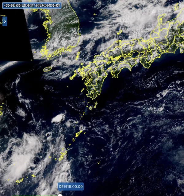 2025年8月5日15時の日本周辺の衛星可視画像