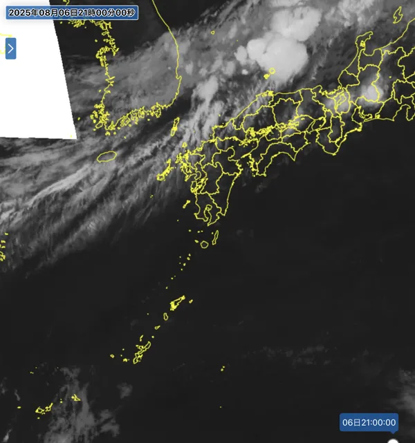 2025年8月6日21時の日本周辺の衛星赤外画像