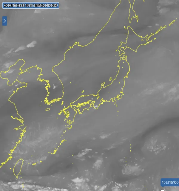 2025年8月15日15時の日本周辺の衛星水蒸気画像