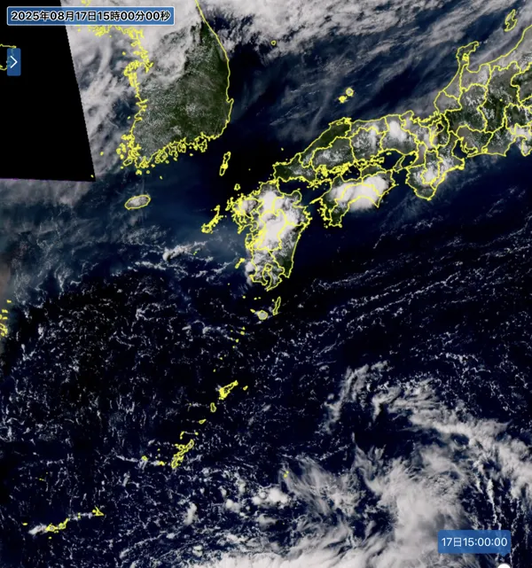 2025年8月17日15時の日本周辺の衛星可視画像