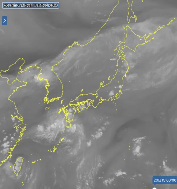 2025年8月20日15時の日本周辺の衛星水蒸気画像
