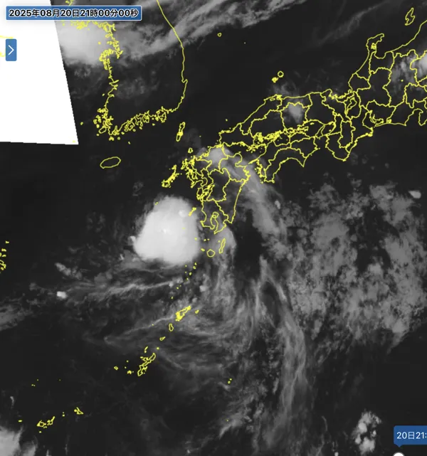 2025年8月20日21時の日本周辺の衛星赤外画像