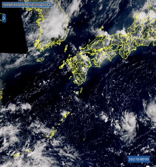 2025年8月26日15時の日本周辺の衛星可視画像
