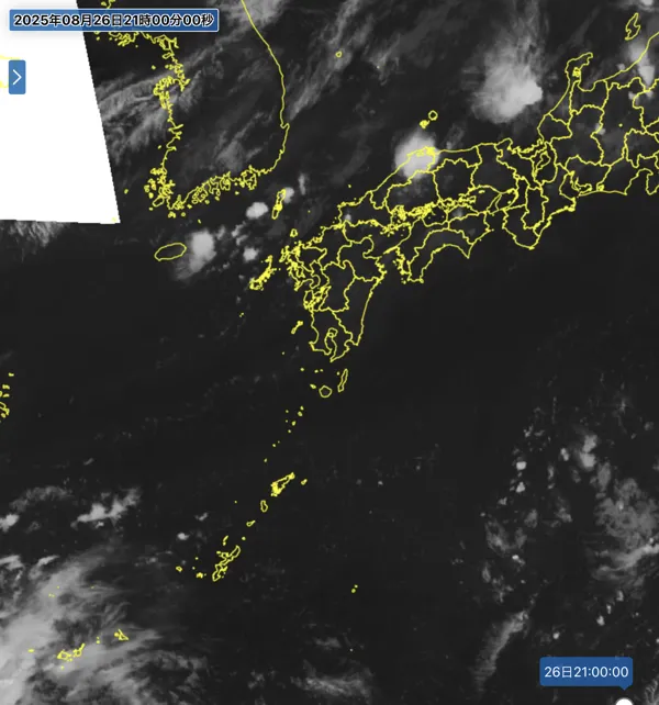 2025年8月26日21時の日本周辺の衛星赤外画像