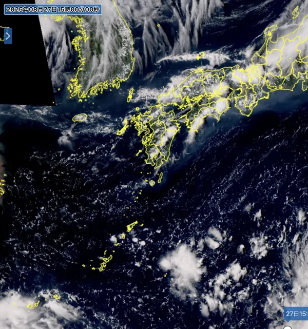 2025年8月27日15時の日本周辺の衛星可視画像