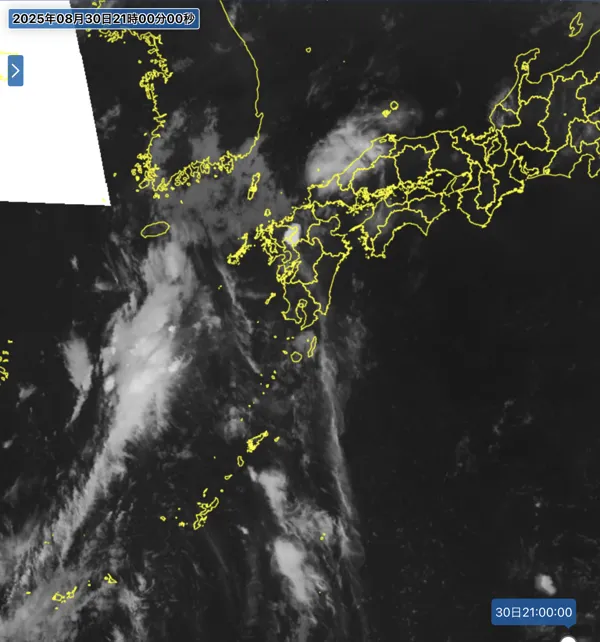 2025年8月30日21時の日本周辺の衛星赤外画像