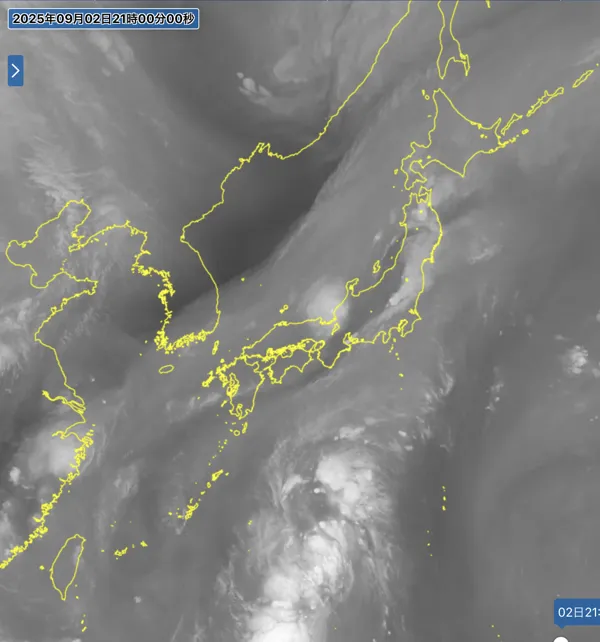 2025年9月2日21時の日本周辺の衛星水蒸気画像