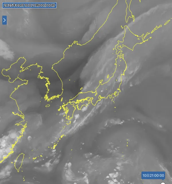2025年9月10日の日本周辺の衛星水蒸気画像（21時）