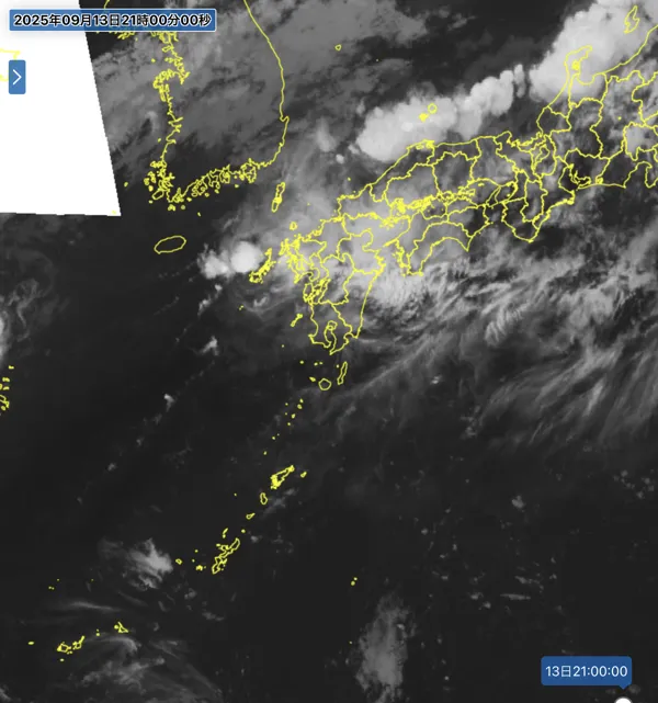 2025年9月13日21時の日本周辺の衛星赤外画像