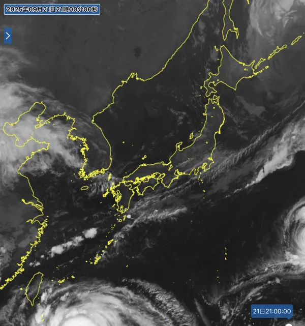 2025年9月21日21時の日本周辺の衛星赤外画像