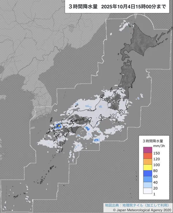 2025年10月4日の日本周辺の12〜15時の3時間解析降水量