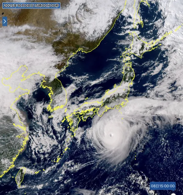2025年10月8日15時の日本周辺の衛星可視画像