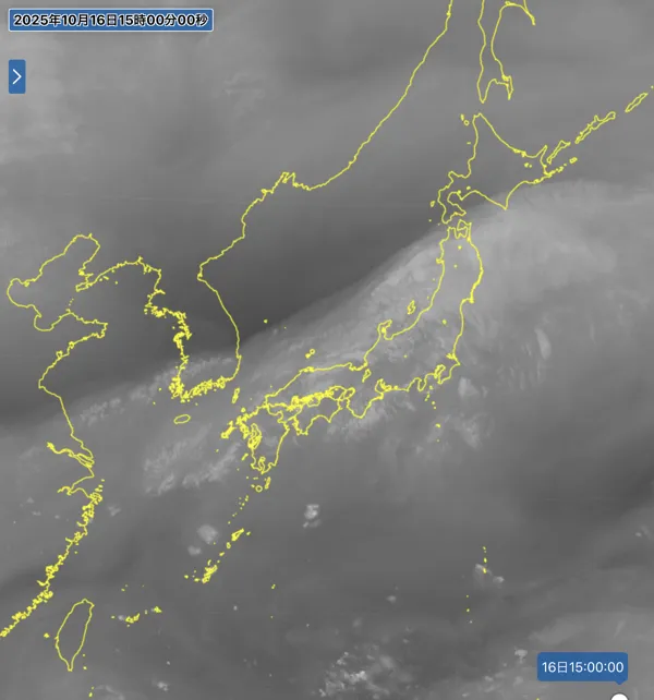 2025年10月16日の日本周辺の衛星水蒸気画像（15時）