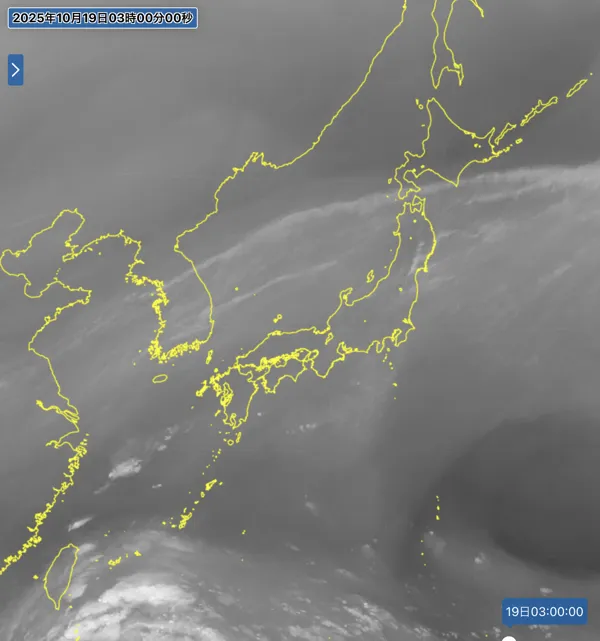 2025年10月19日3時の日本周辺の衛星水蒸気画像