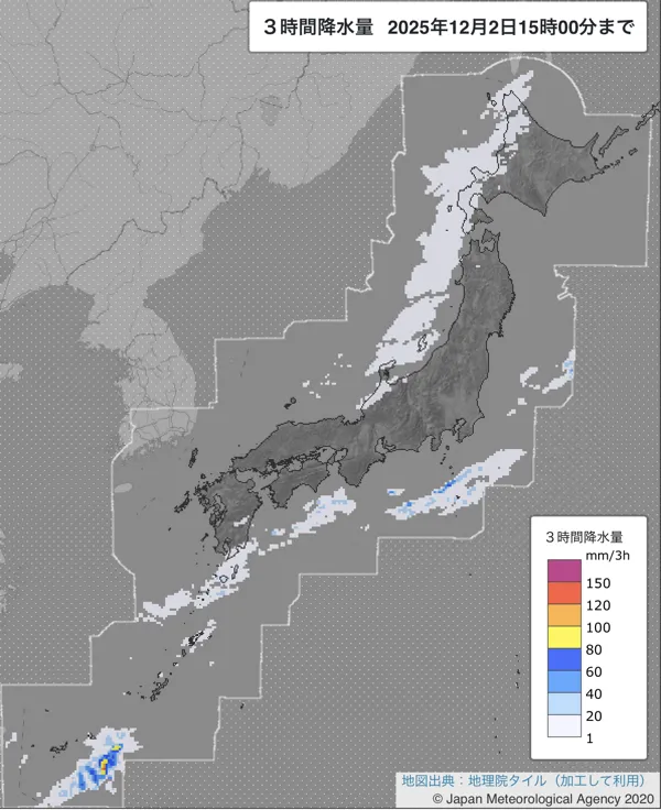 2025年12月2日の日本周辺の12〜15時の3時間解析降水量