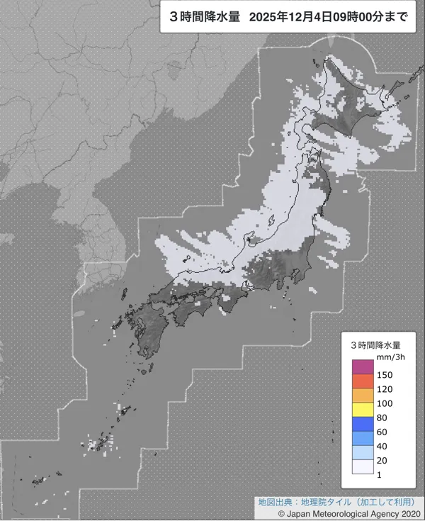 2025年12月4日6〜9時の日本周辺の3時間解析降水量