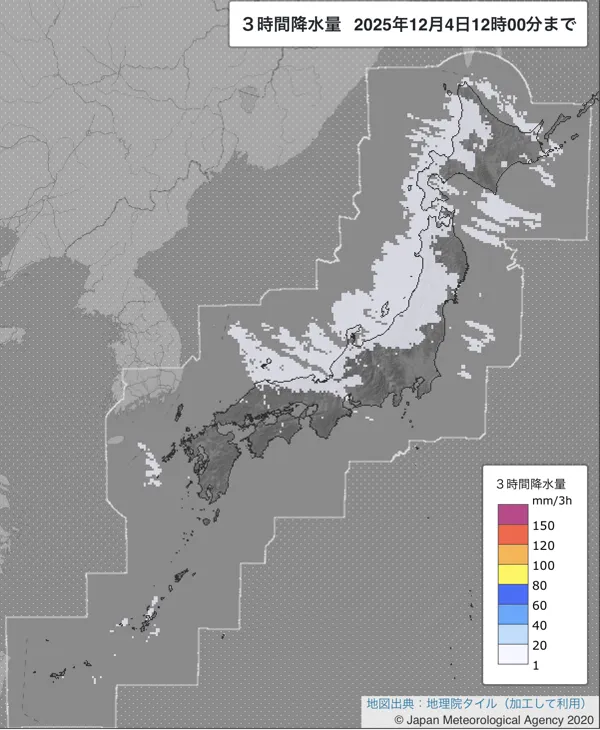2025年12月4日9〜12時の日本周辺の3時間解析降水量
