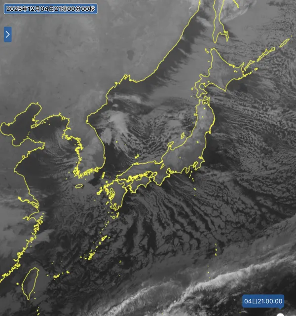 2025年12月4日21時の日本周辺の衛星赤外画像