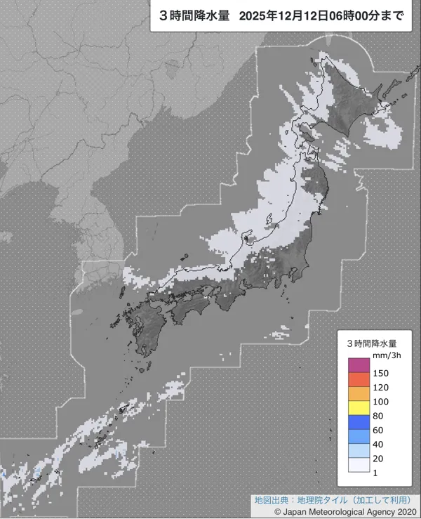 2025年12月12日3〜6時の日本周辺の3時間解析降水量