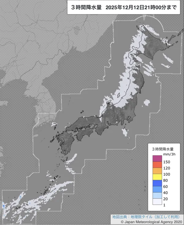 2025年12月12日18〜21時の日本周辺の3時間解析降水量