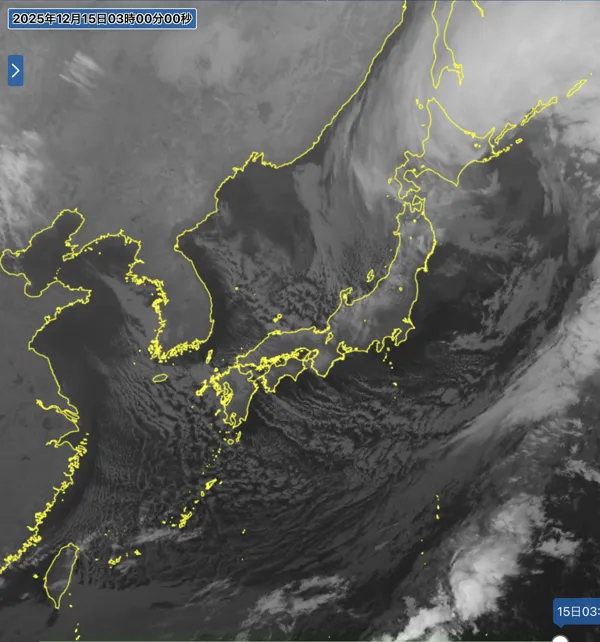 2025年12月15日3時の日本周辺の衛星赤外画像