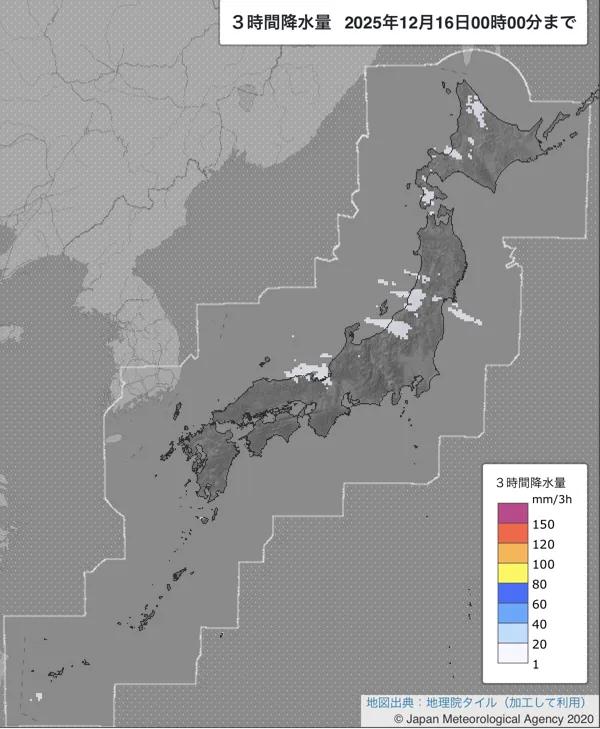 2025年12月15日21〜24時の日本周辺の3時間解析降水量