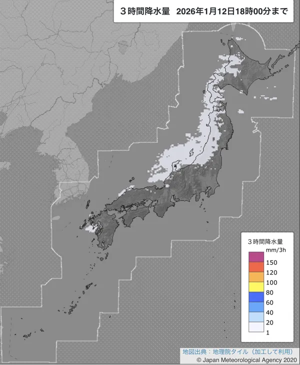 2026年1月12日15〜18時の日本周辺の3時間解析降水量