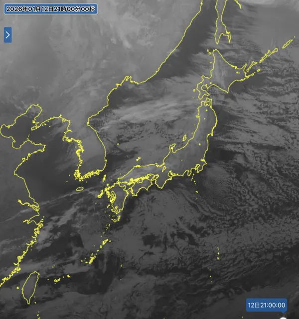 2026年1月12日21時の日本周辺の衛星赤外画像