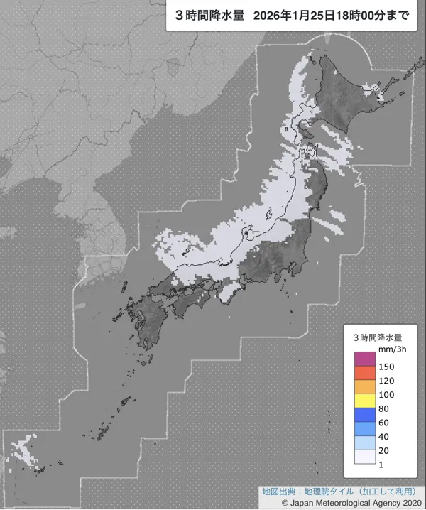 2026年1月25日15〜18時の日本周辺の3時間解析降水量