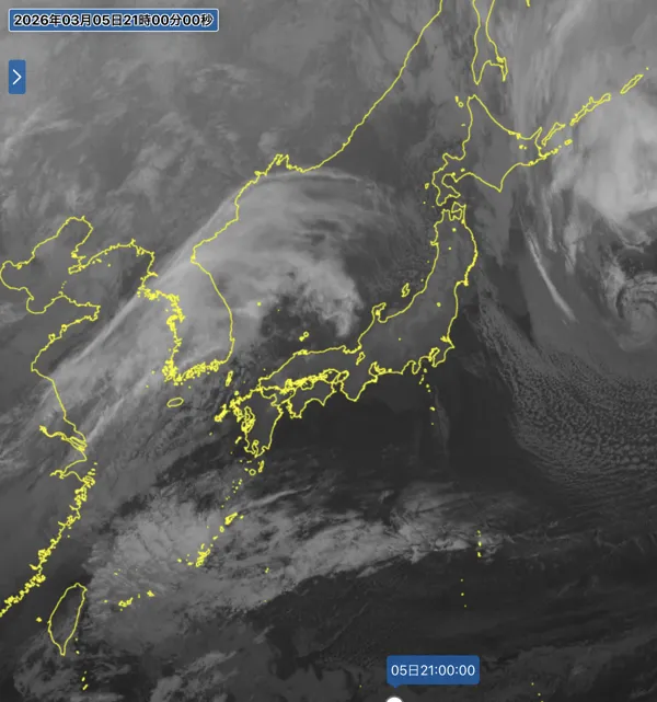 2026年3月5日21時の日本周辺の衛星赤外画像