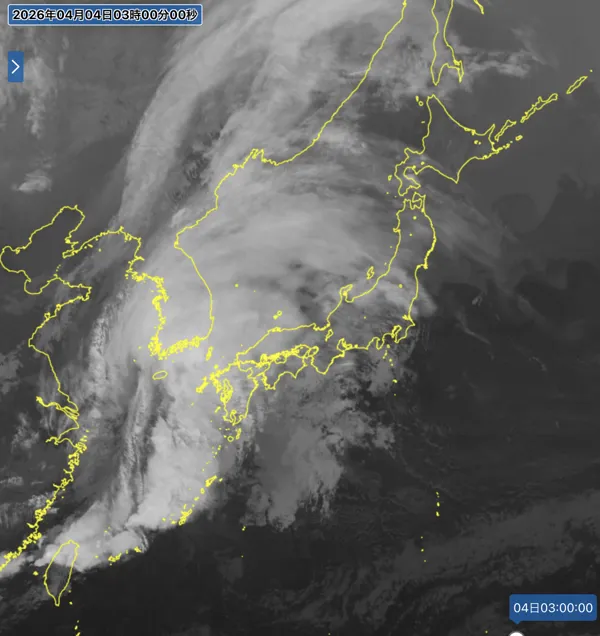 2026年4月4日3時の日本周辺の衛星赤外画像