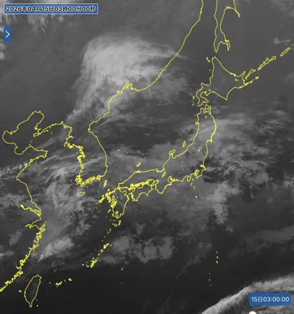 2026年4月15日3時の日本周辺の衛星赤外画像