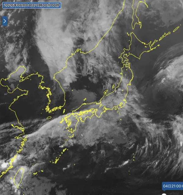 2026年6月4日21時の日本周辺の衛星赤外画像