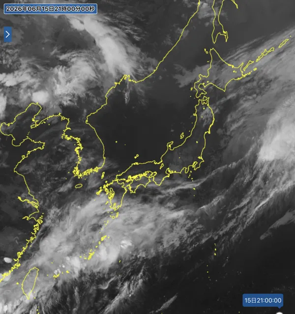 2026年6月15日21時の日本周辺の衛星赤外画像