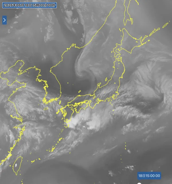2026年6月18日15時の日本周辺の衛星水蒸気画像