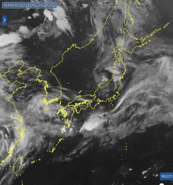 2026年6月18日21時の日本周辺の衛星赤外画像