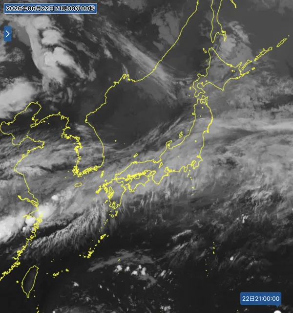 2026年6月22日21時の日本周辺の衛星赤外画像